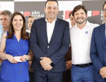 Potim entrega 40 casas populares e matrículas do bairro Miguel Vieira